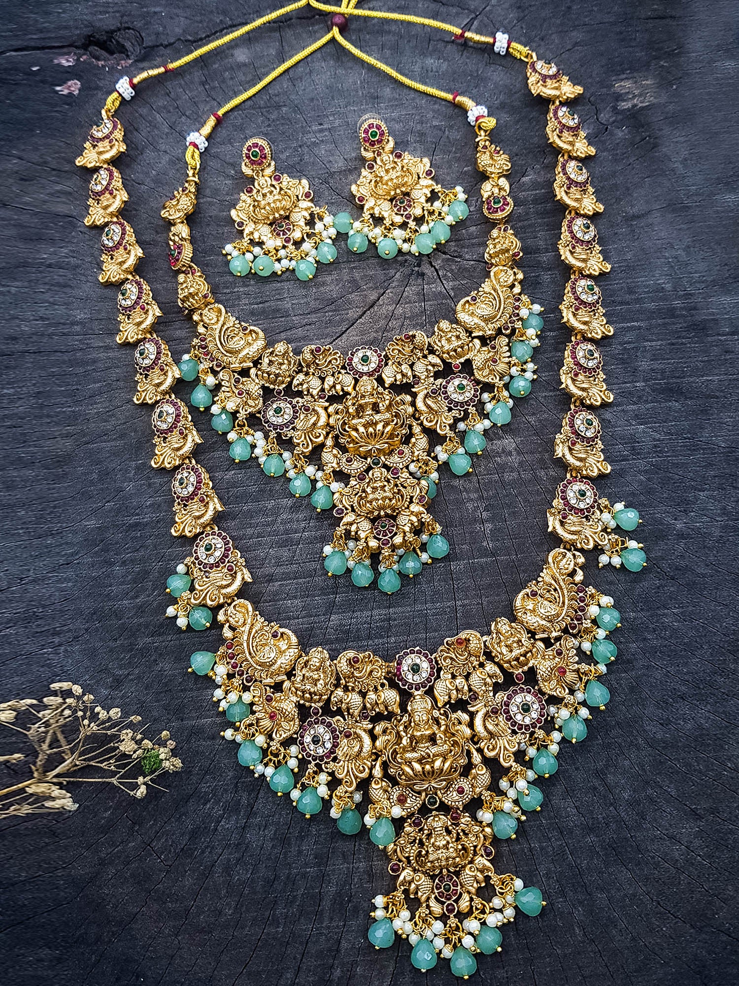 Antique Premium Gold finish Laxmi necklace Combo set