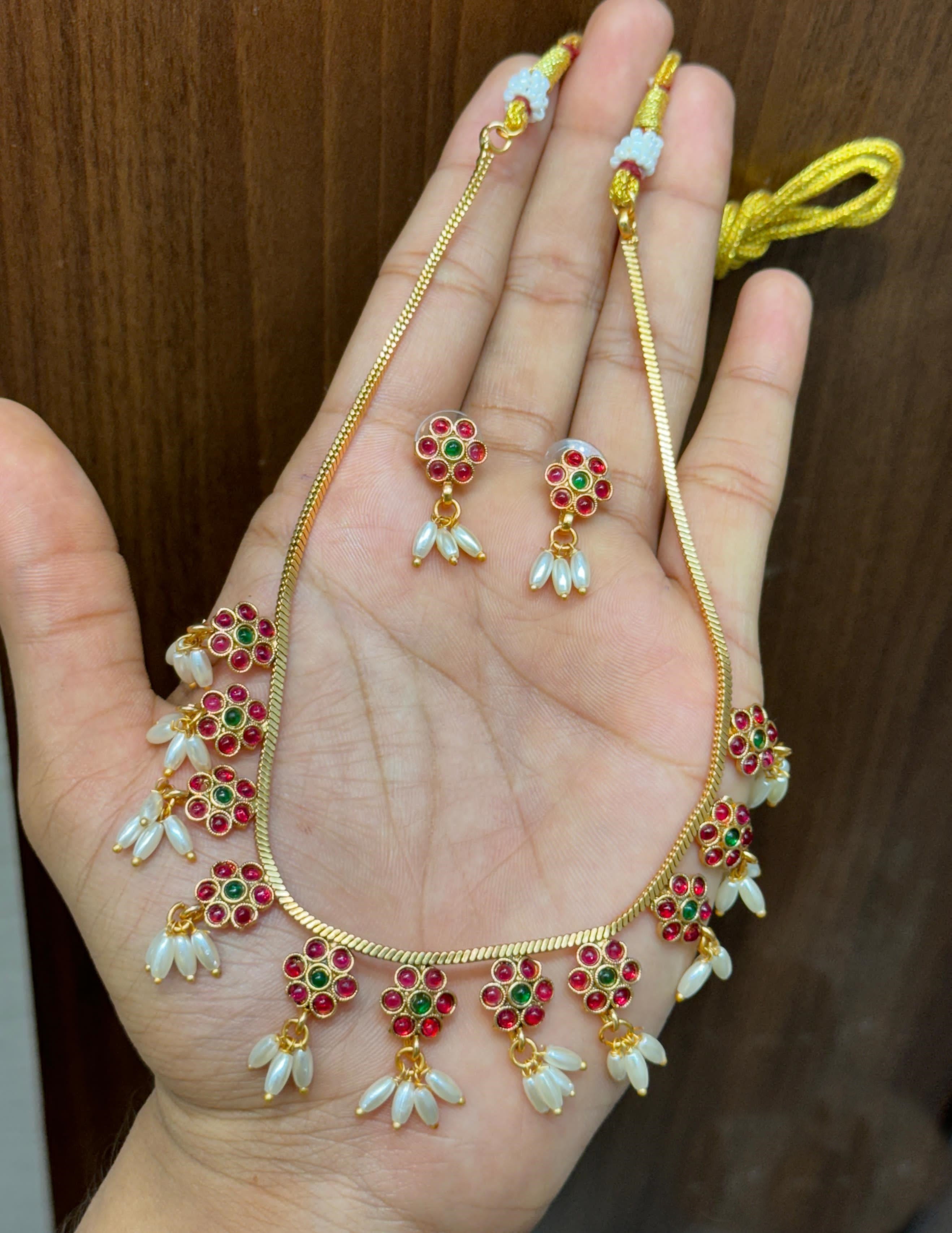 Gold Plated Floral Delicate Necklace set with pearls