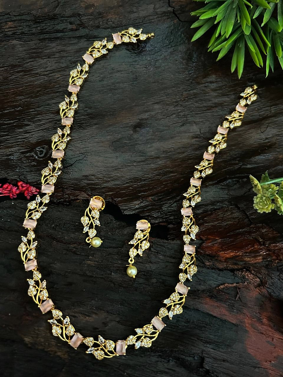 Gold Plated Leaf Motif Coloured stones Necklace Set