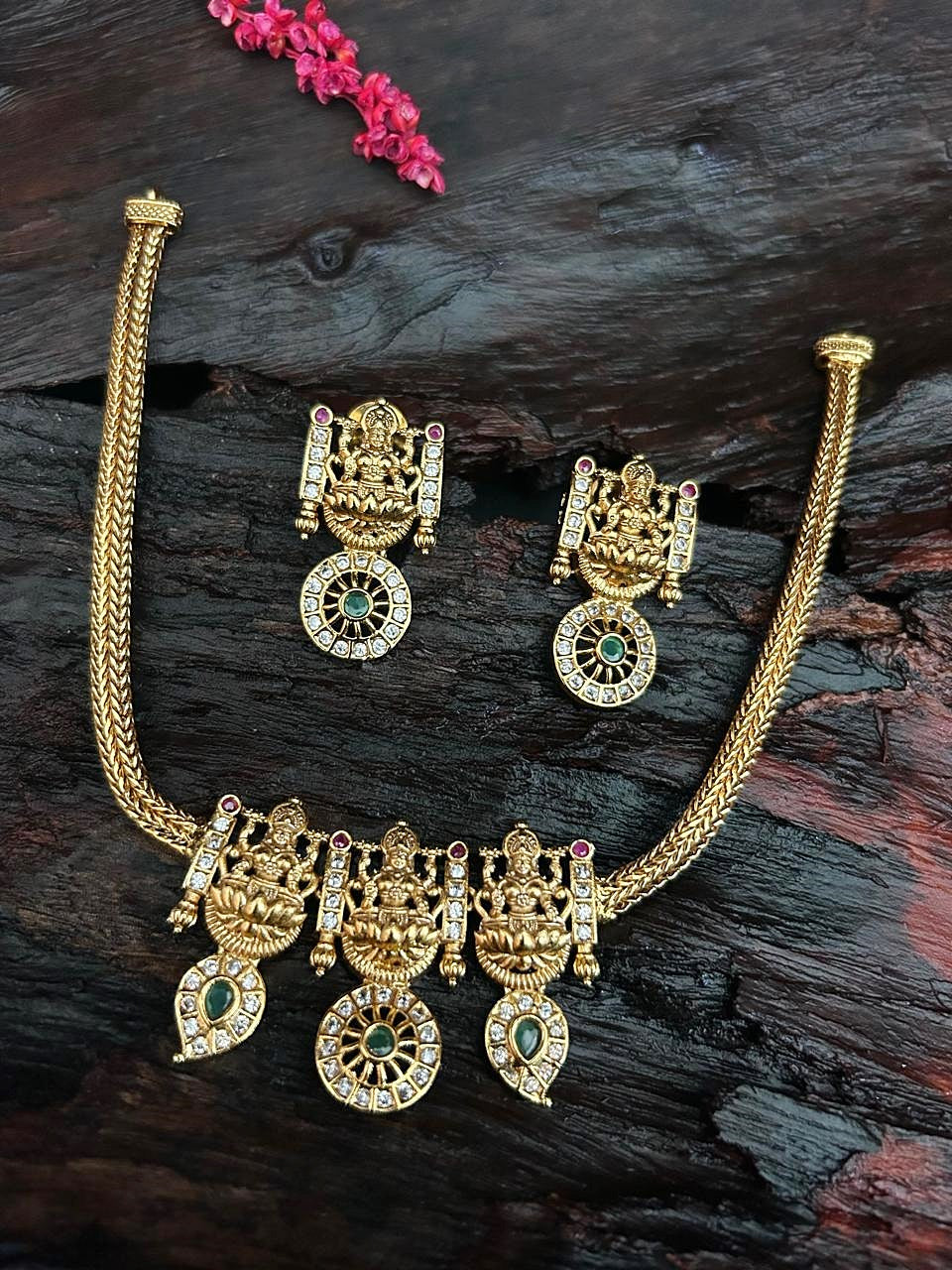 Premium Gold plated Trending Laxmi designs Short AD/zercon Necklace set