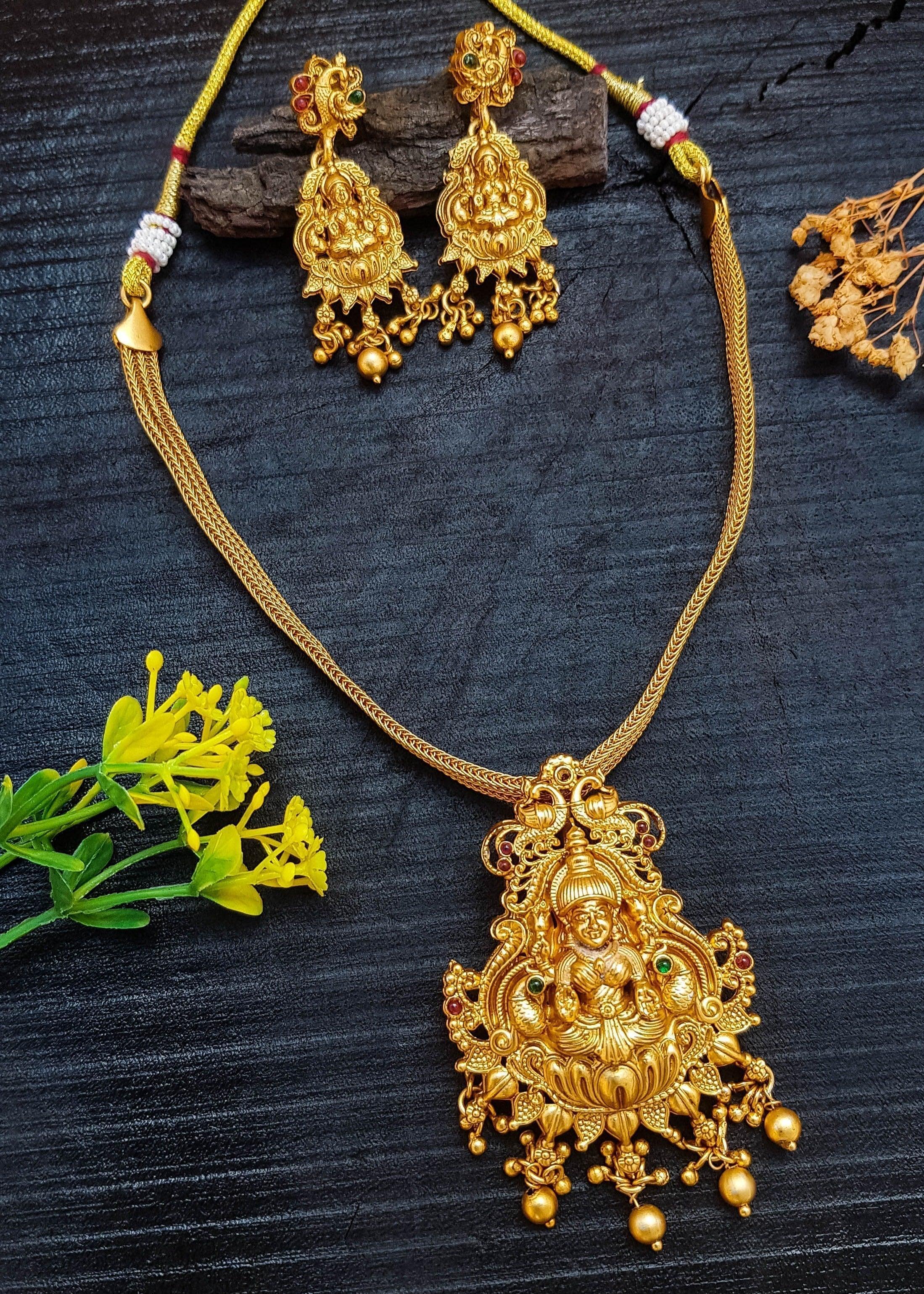 Antique Finish Laxmi pendant set