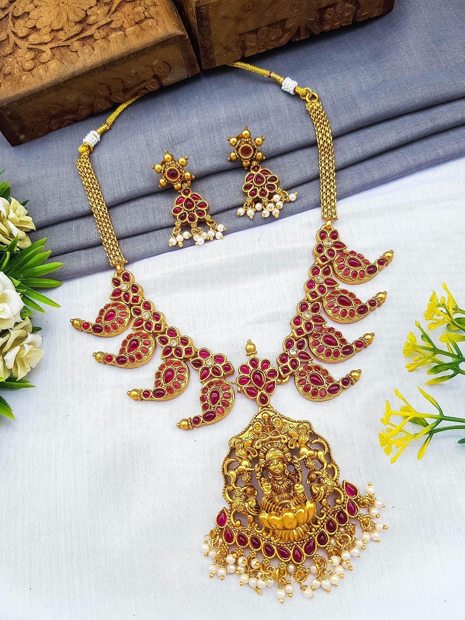 Antique Premium Gold Finish Laxmi pattern Necklace Set