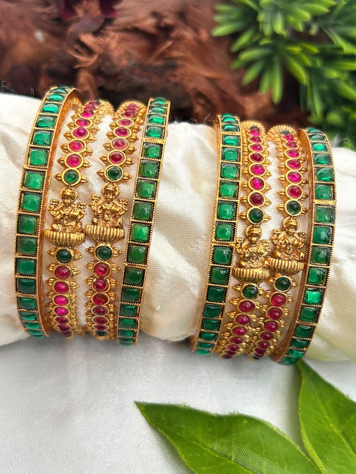 Set of 8 Bangles