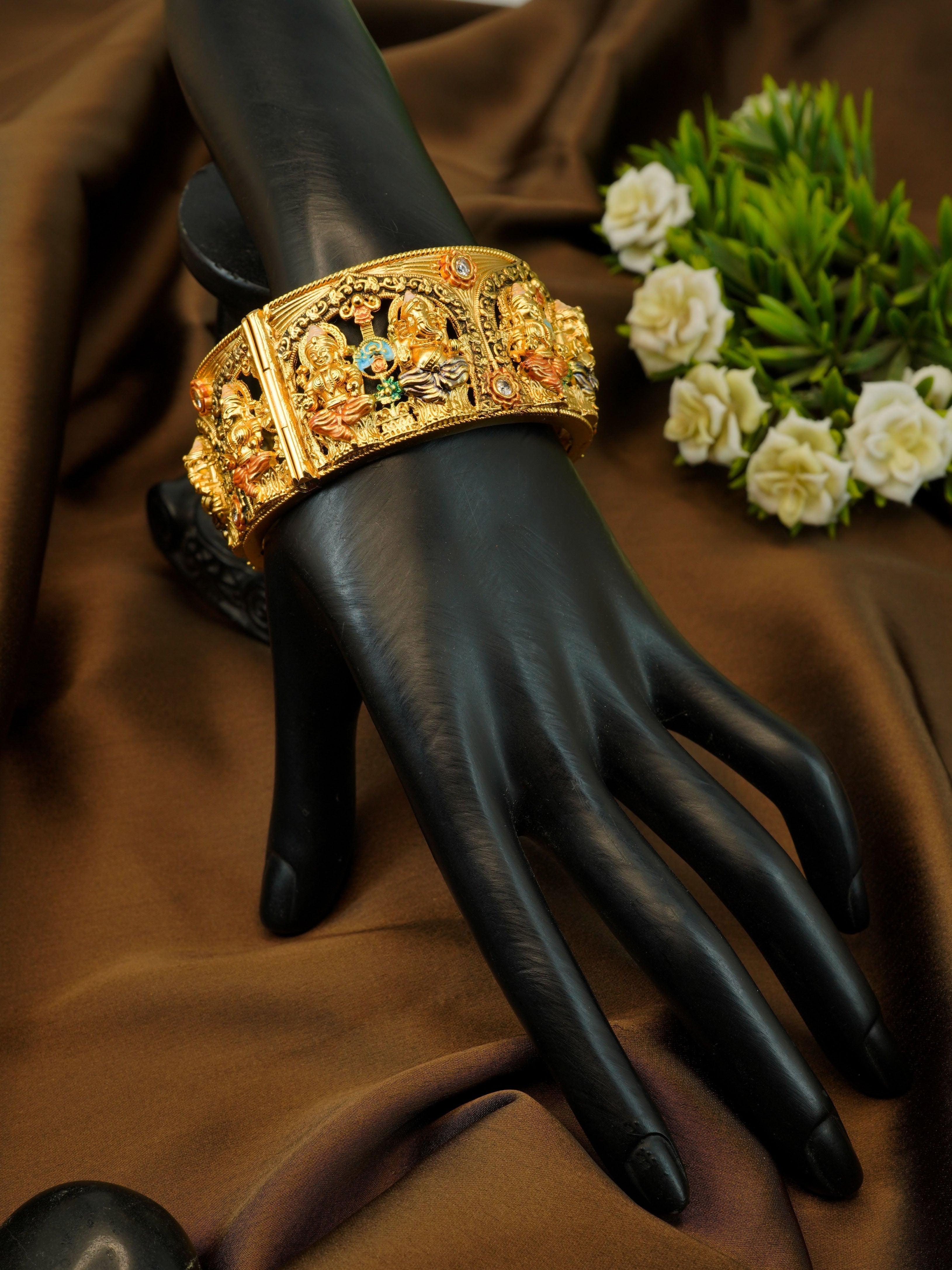 Extremely Elegant Gold Plated 1 piece kada/ designer Bangle with Laxmi/ganesha 10326A - Griiham