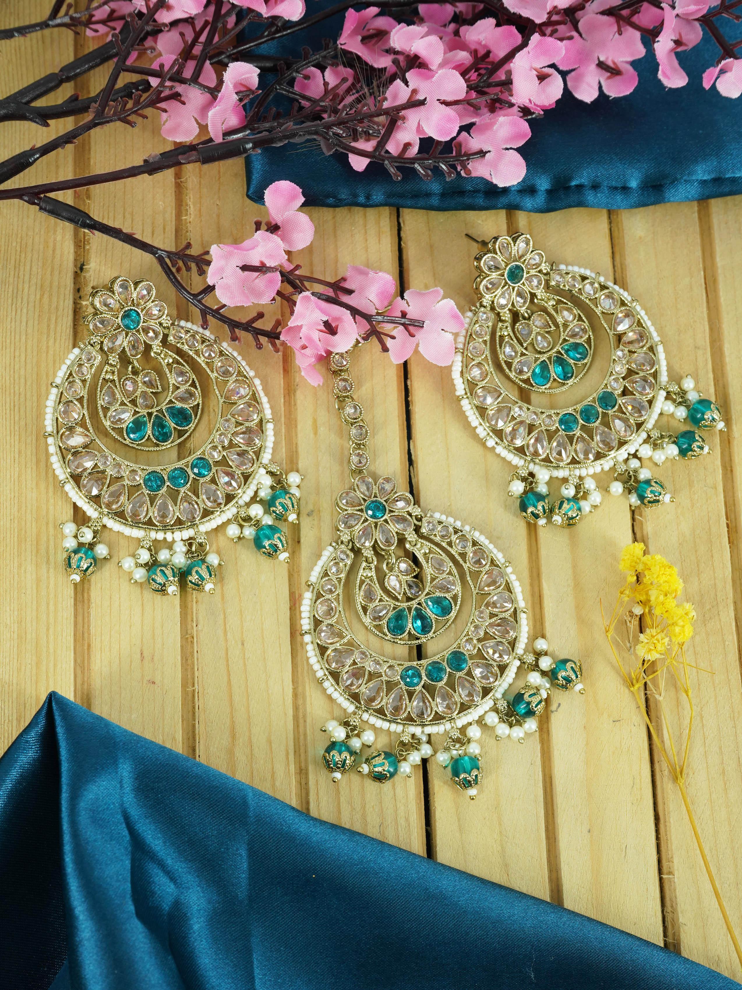 Faint Gold finish Earring Dangler with Maang Tikka