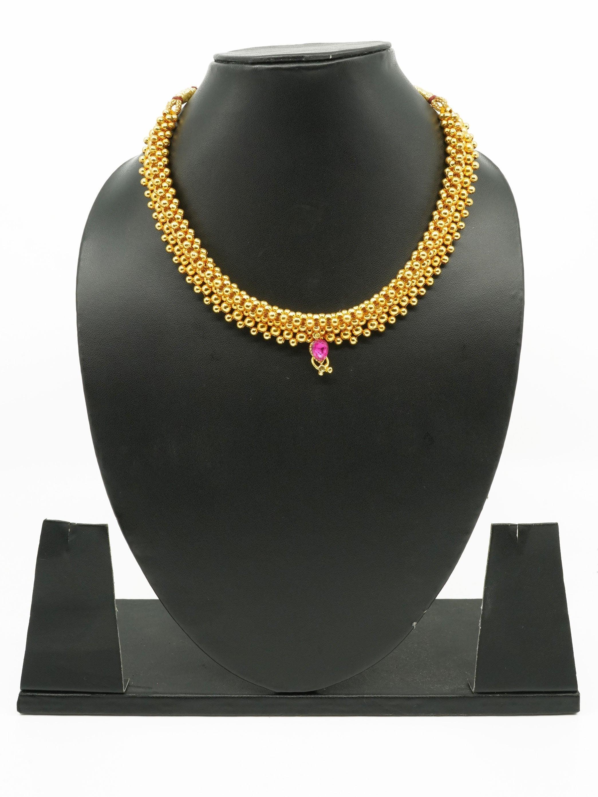 Gold Finish Short necklace Maharastra Thusi 11004N - Griiham