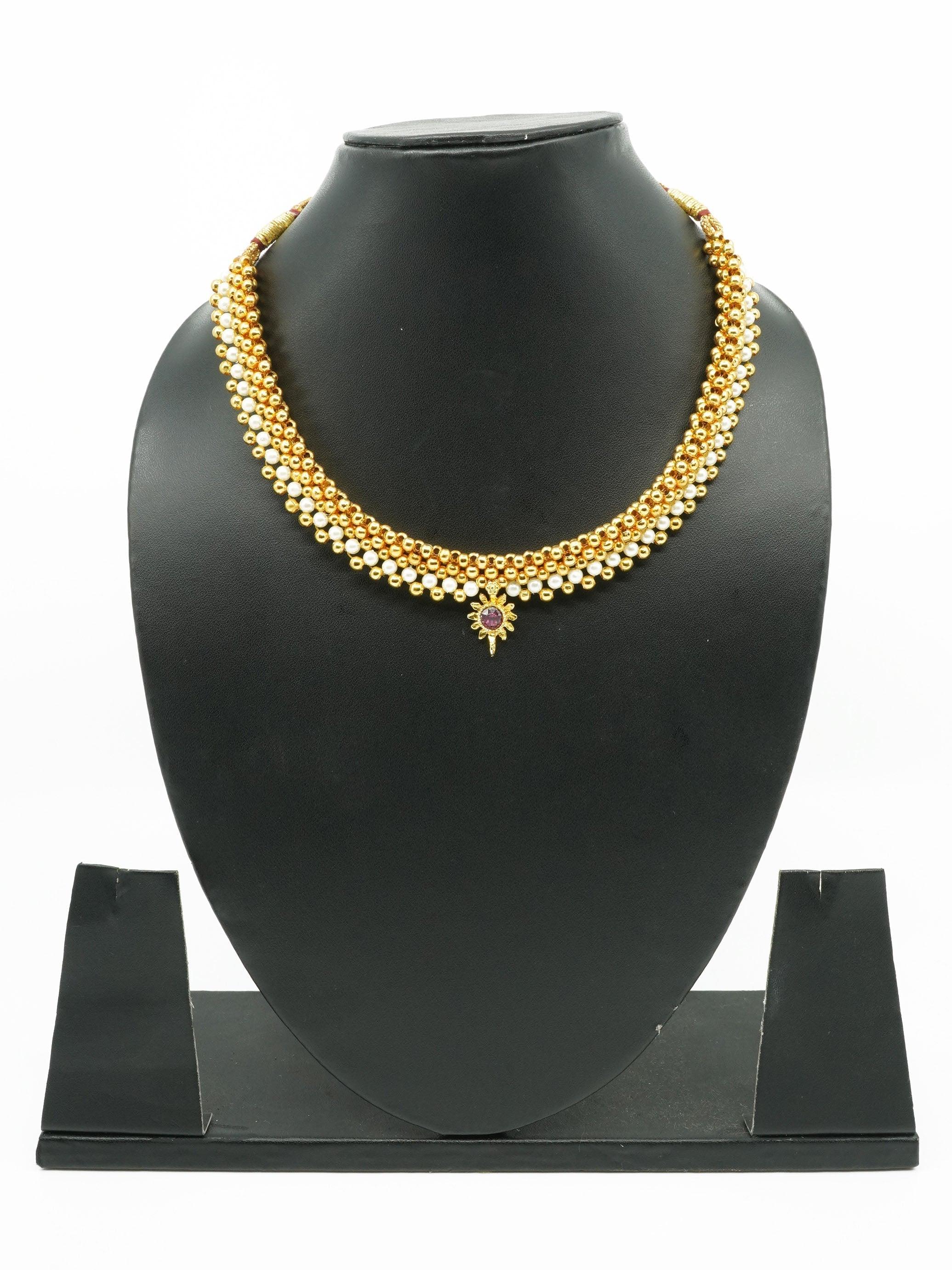 Gold Finish Short necklace Maharastra Thusi 11012N - Griiham