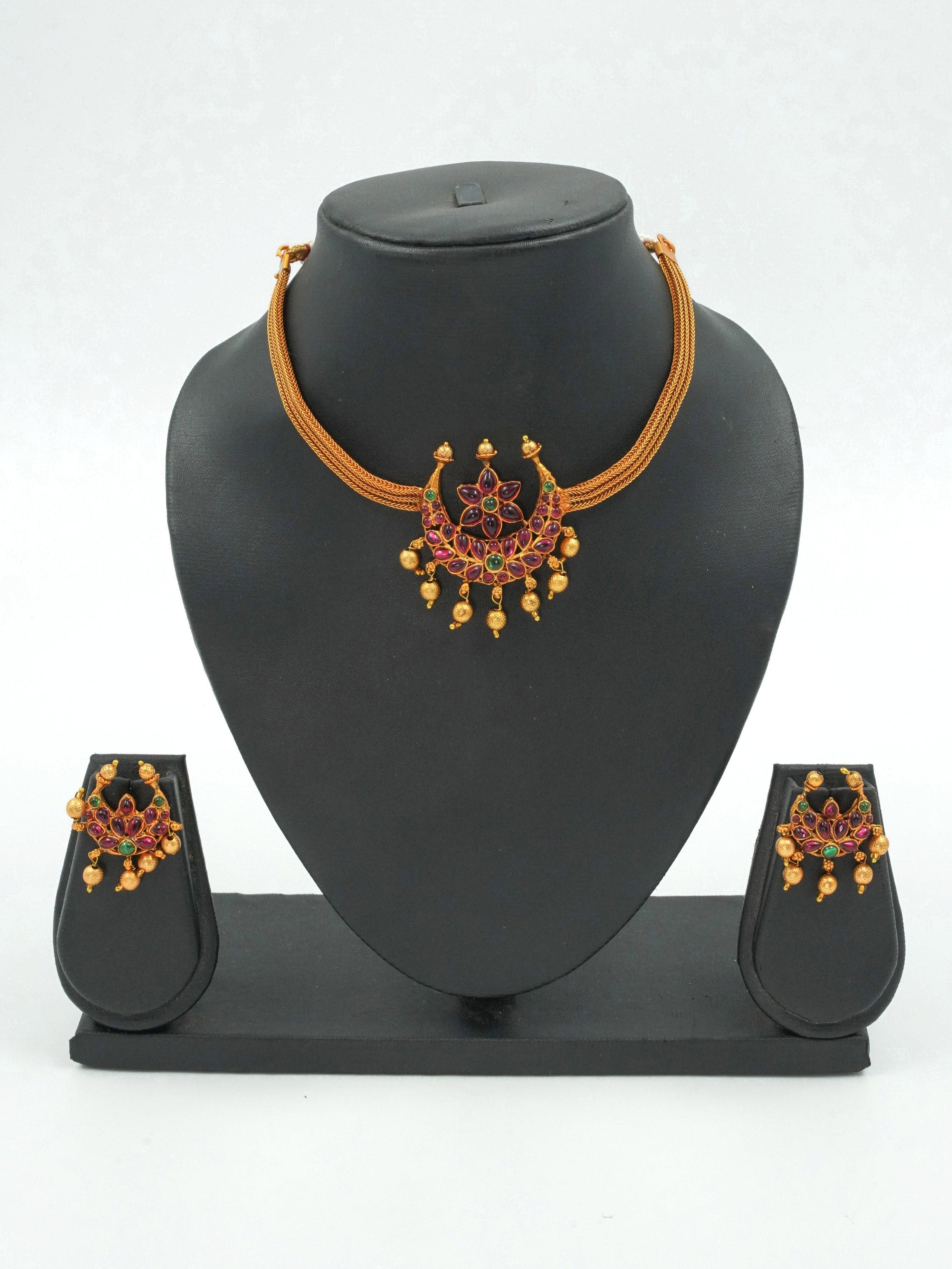 Gold Plated Chandbali design Cute Choker Set 9299N - Griiham