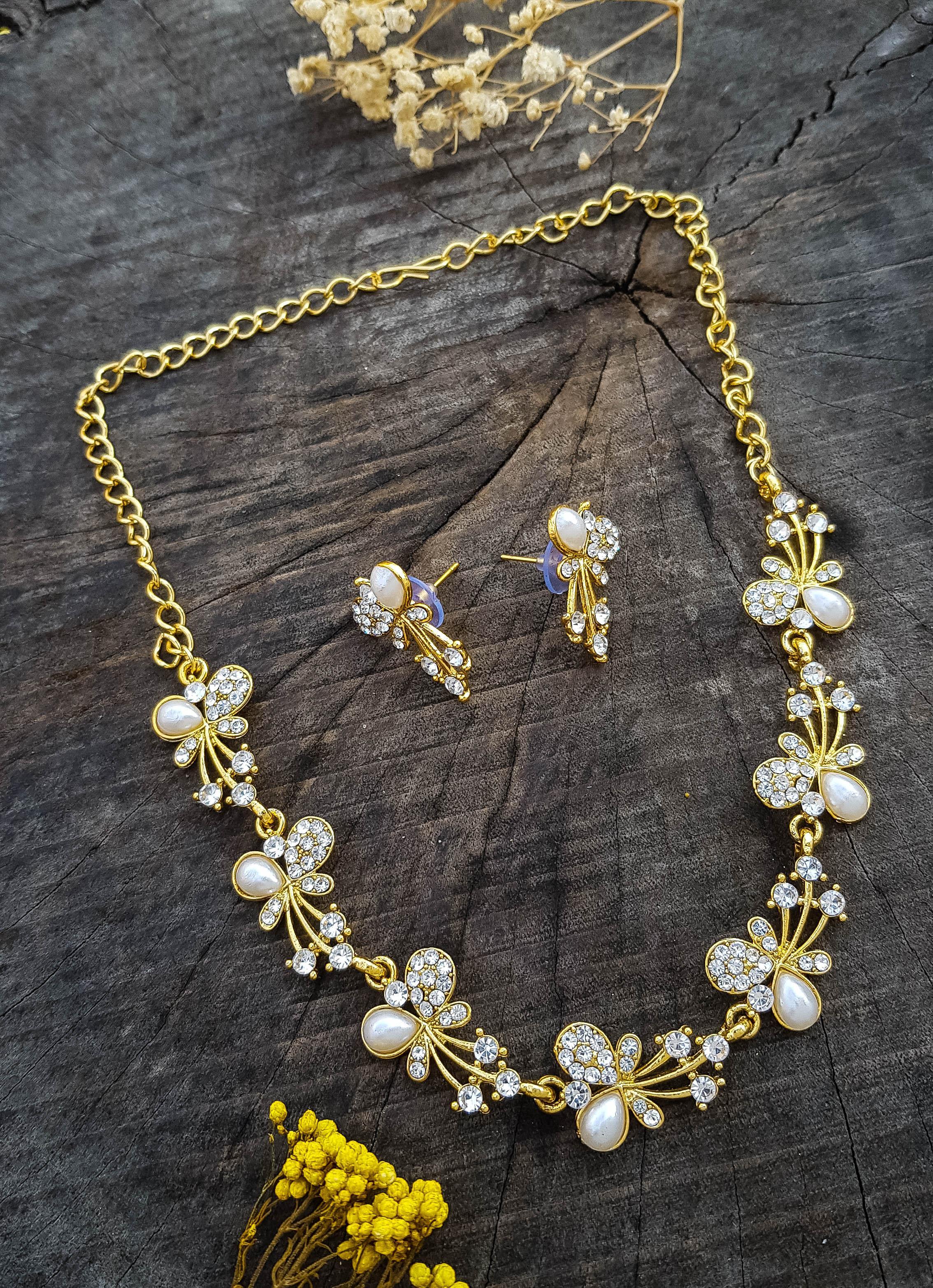 Gold Plated Cute Necklace Set