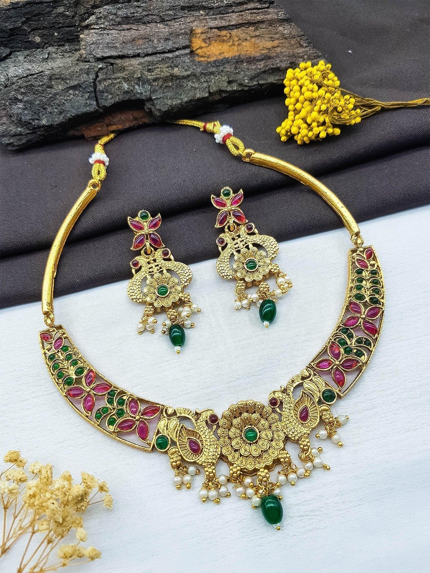 Gold Plated Stiff necklace set with Pear - Griiham