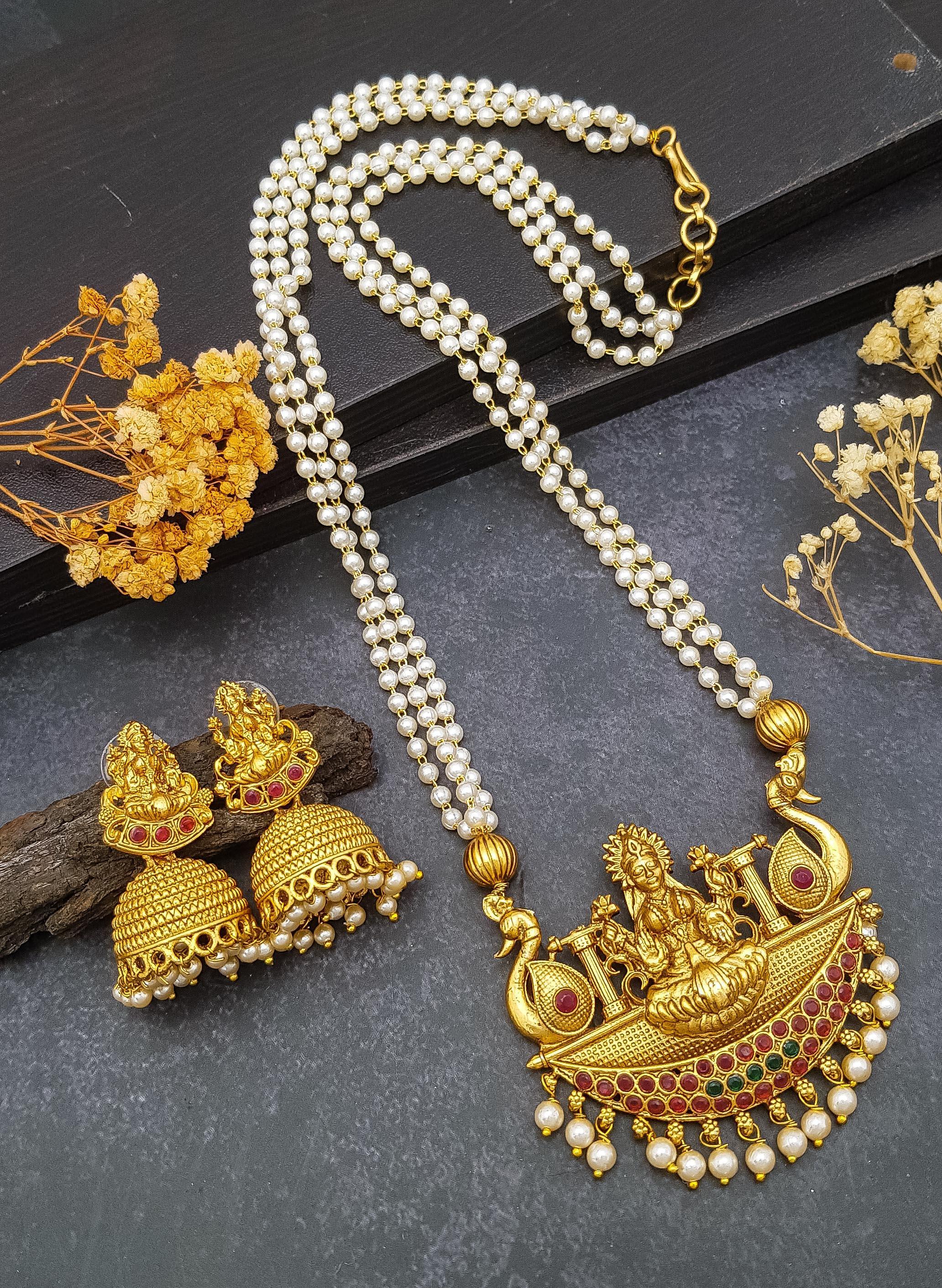 Gold Plated Stylish Pendant Set with pearl mala