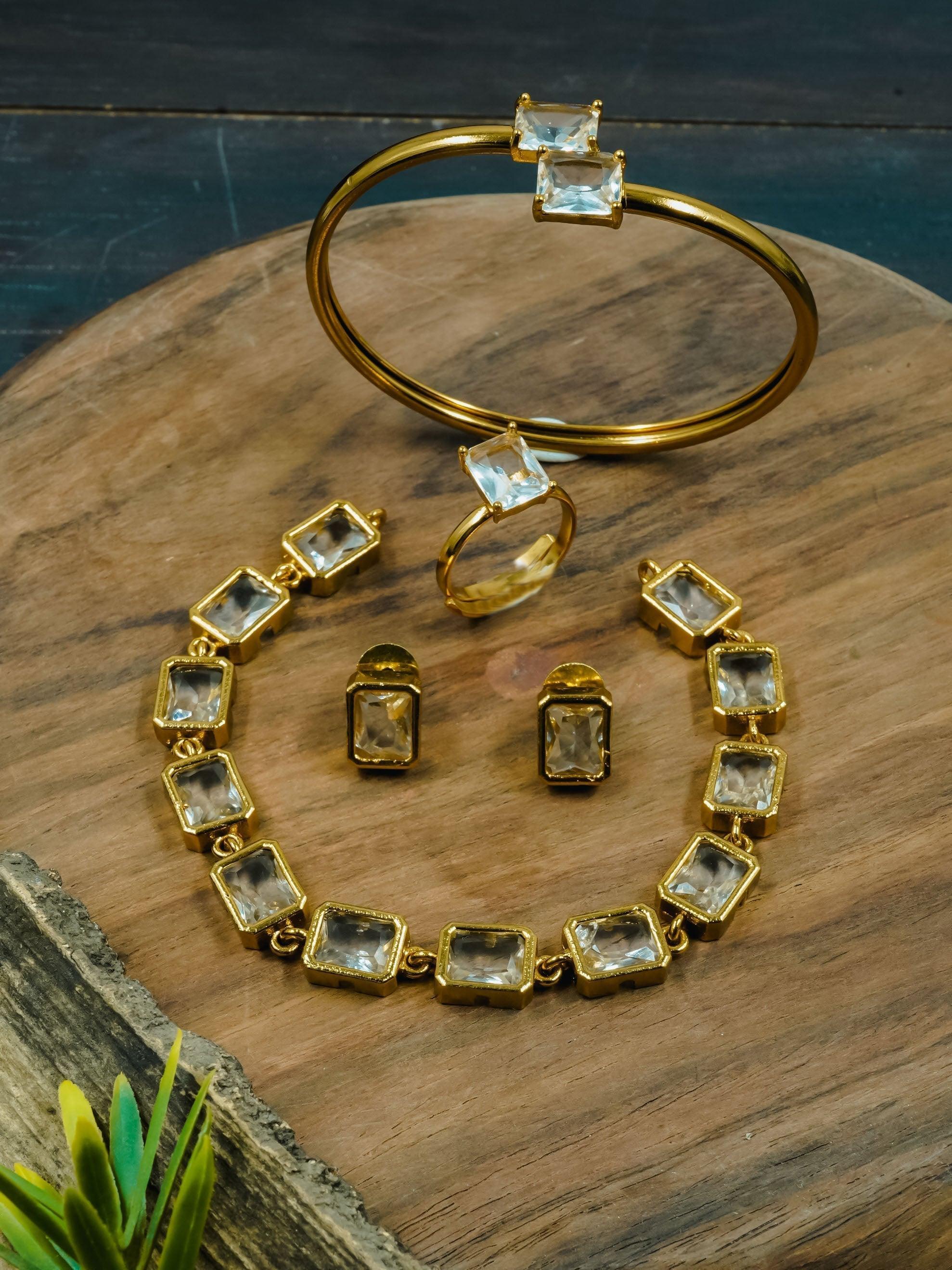 Gold Plated Temple Necklace Set with Monalisa stones 13256N - Griiham