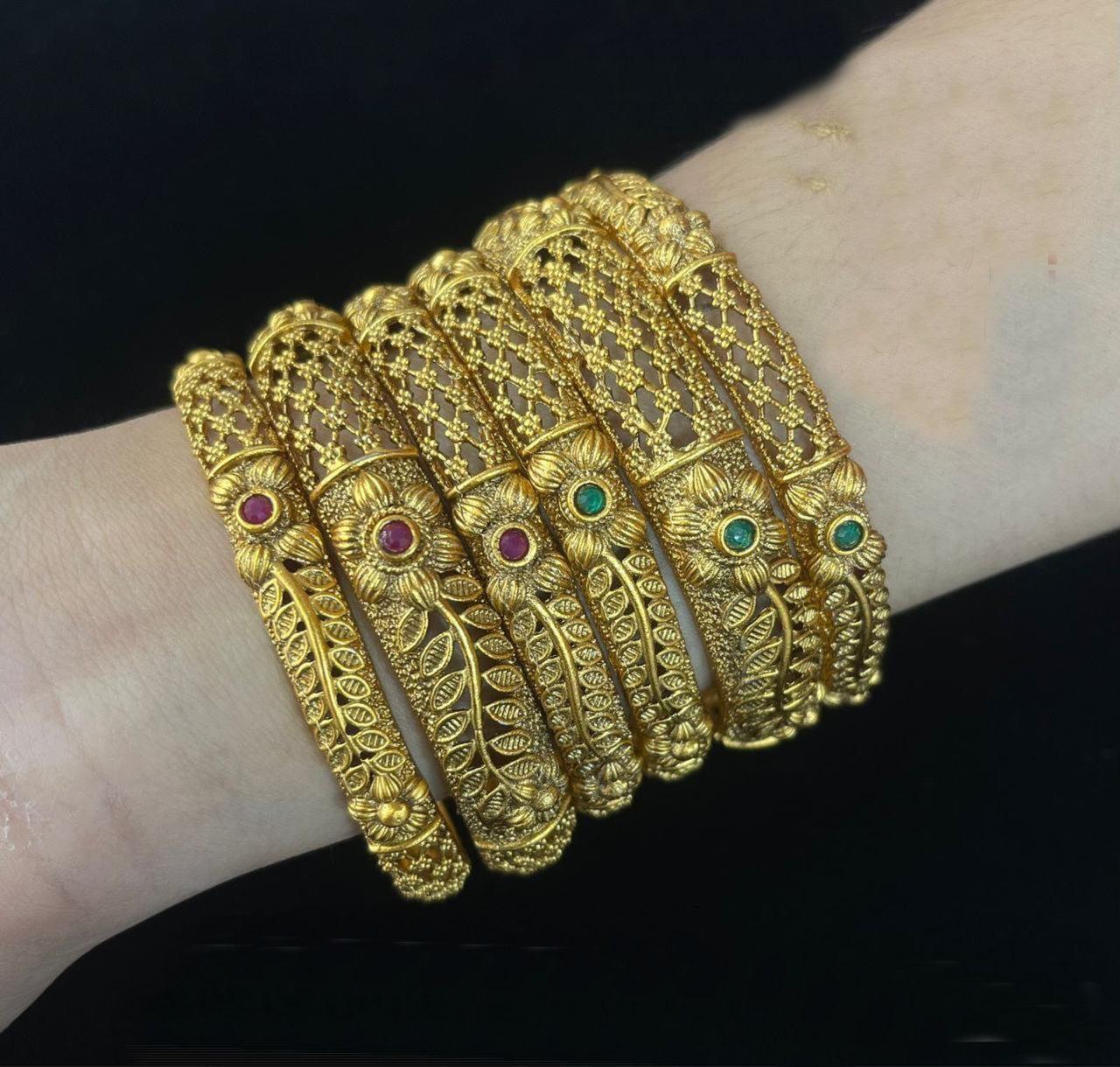 Gold Plated set of 6 Temple collection bangles