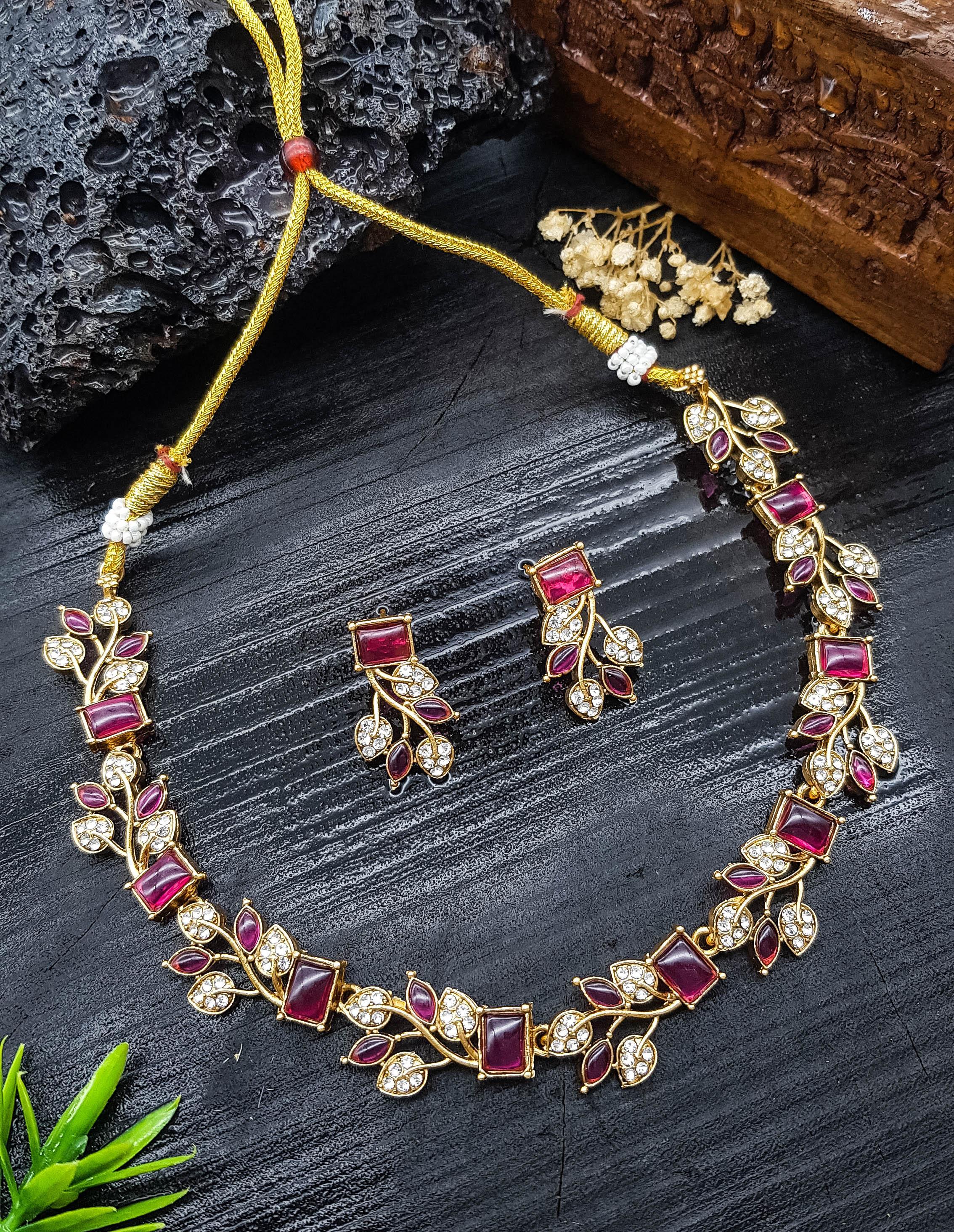 Gold plated Leaf motif Colored stones Necklace Set