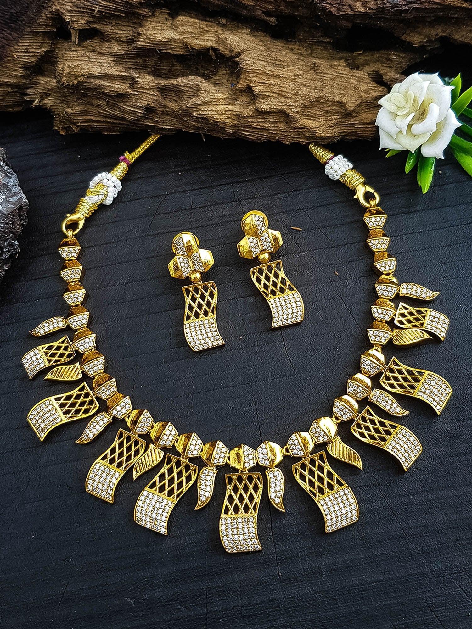 Gold plated Light weight Jaali work Necklace Set