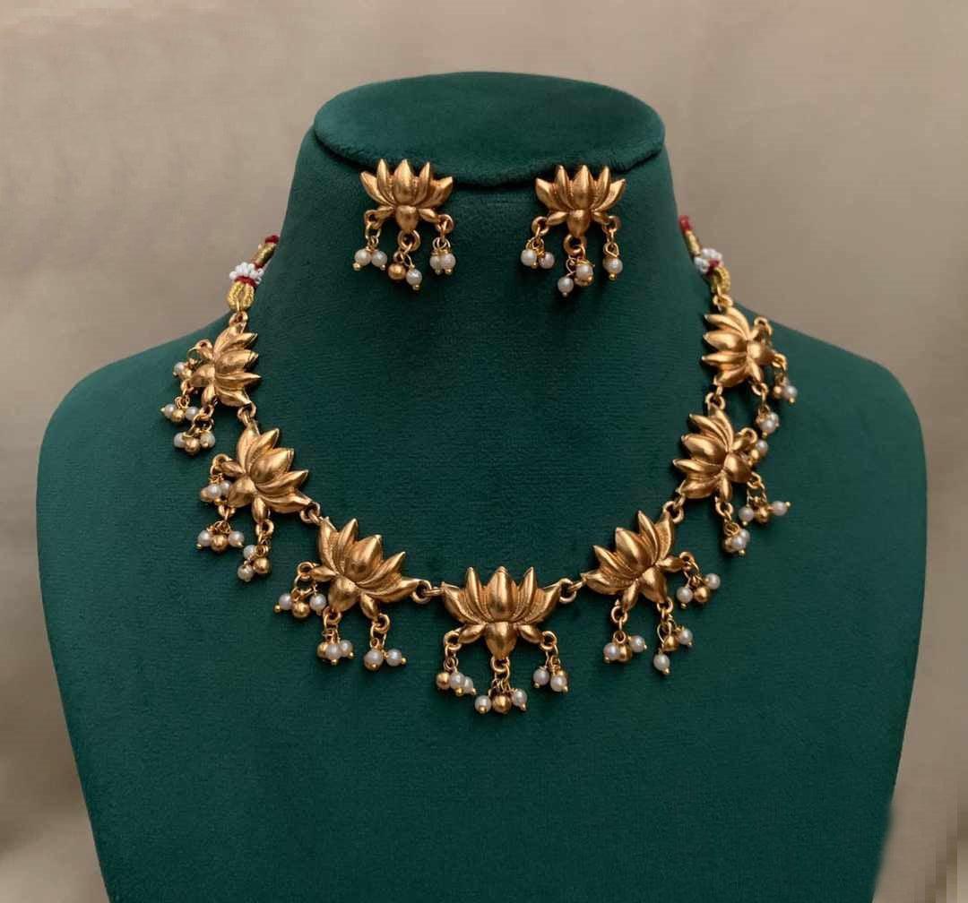 Gold plated Lotus with pearl Necklace Set - Griiham