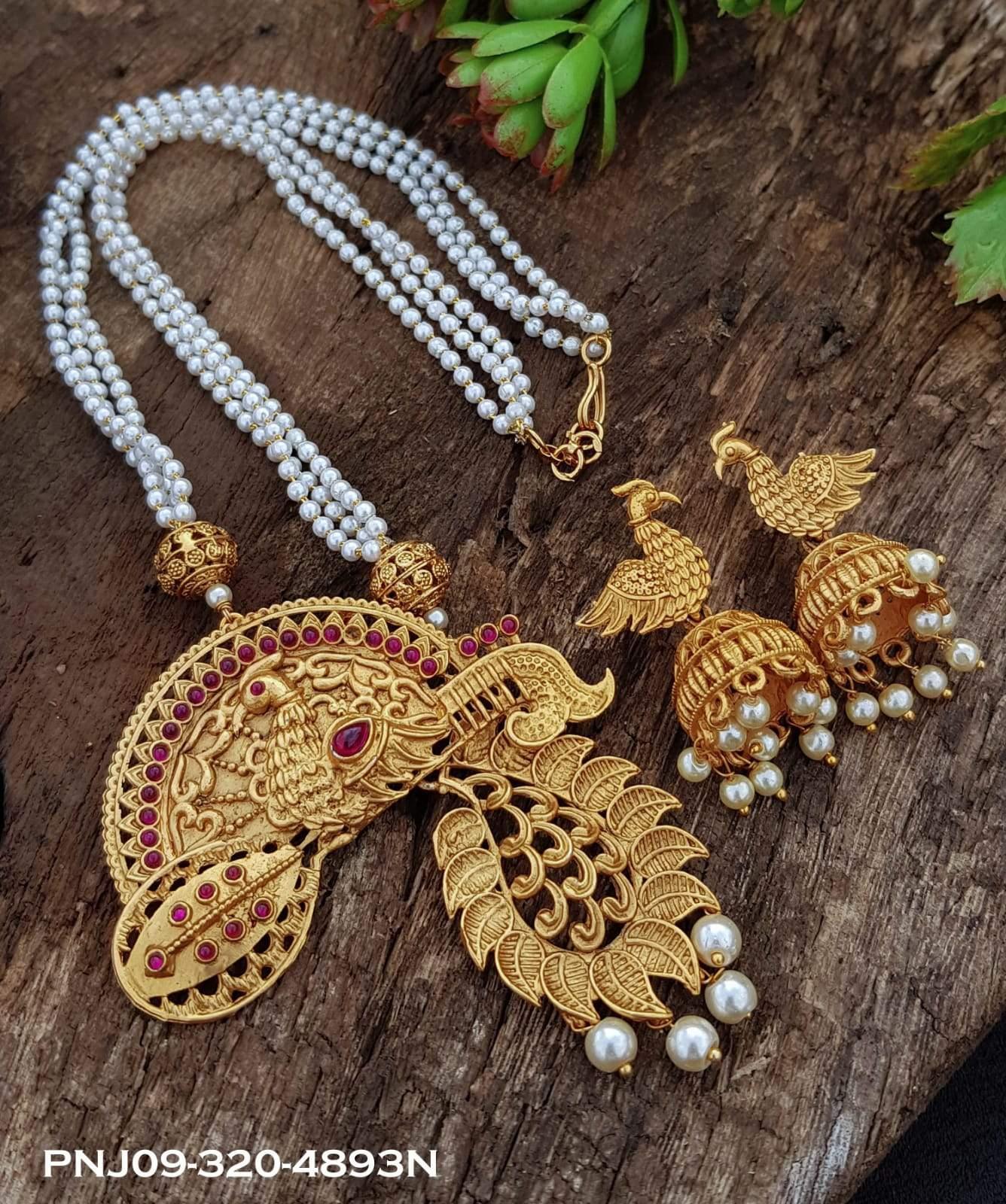 Multicolor stone with Pearls 3D Krishna Murari with dancing feathers pendant set 4893N