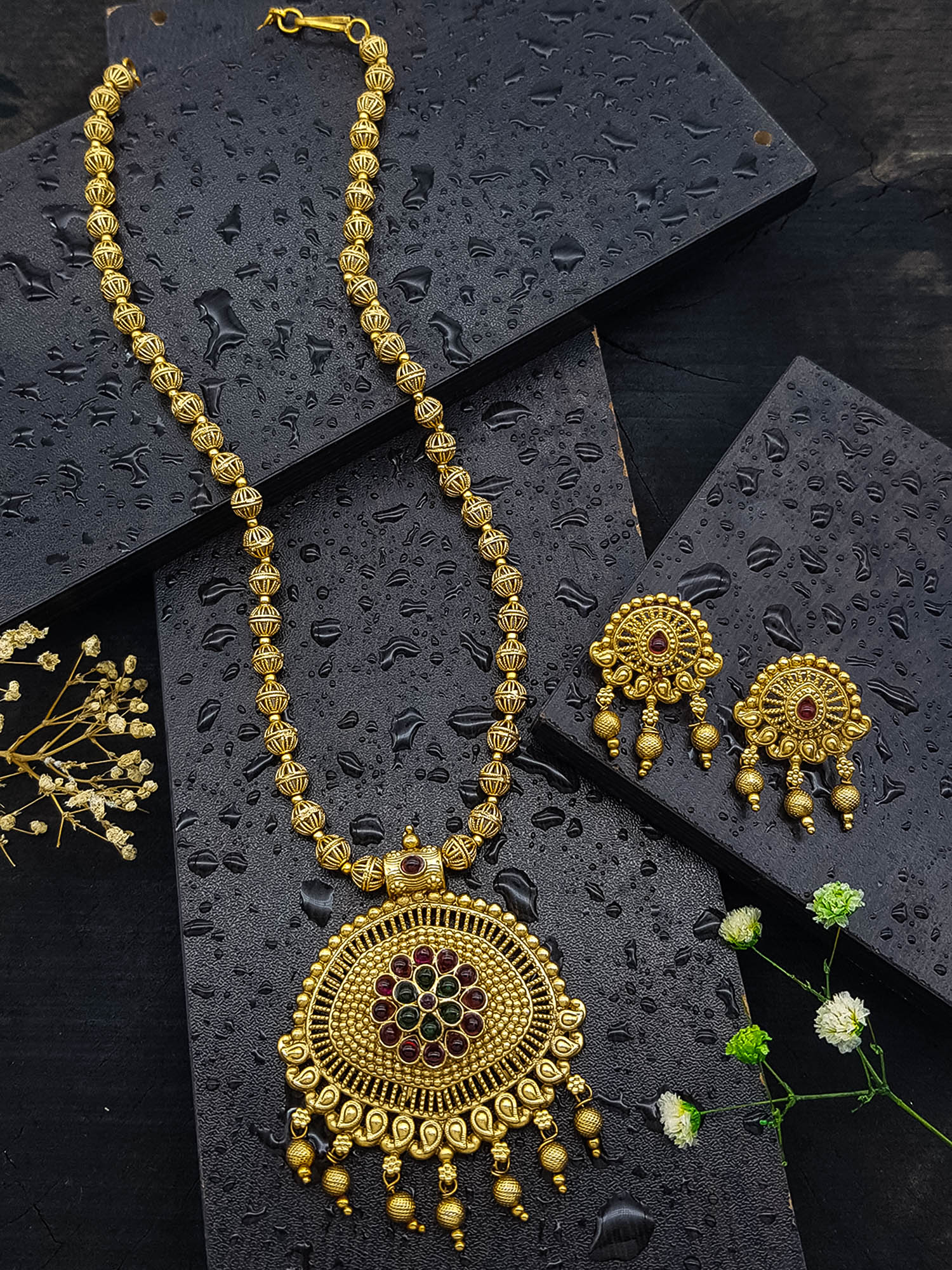 Gold Plated Long Necklace Set in gundumala