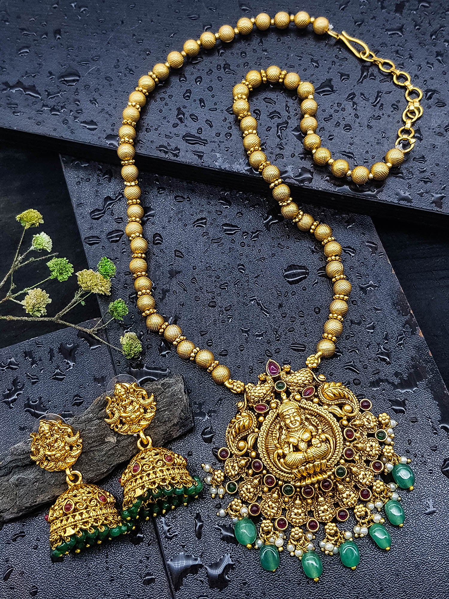 Premium Gold Plated Temple design Pendant Set