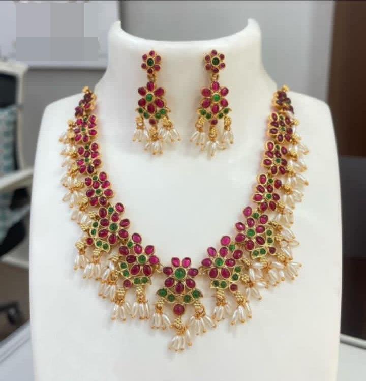 Premium Collection Elegant Ruby and emerald Multicolor Necklace Set