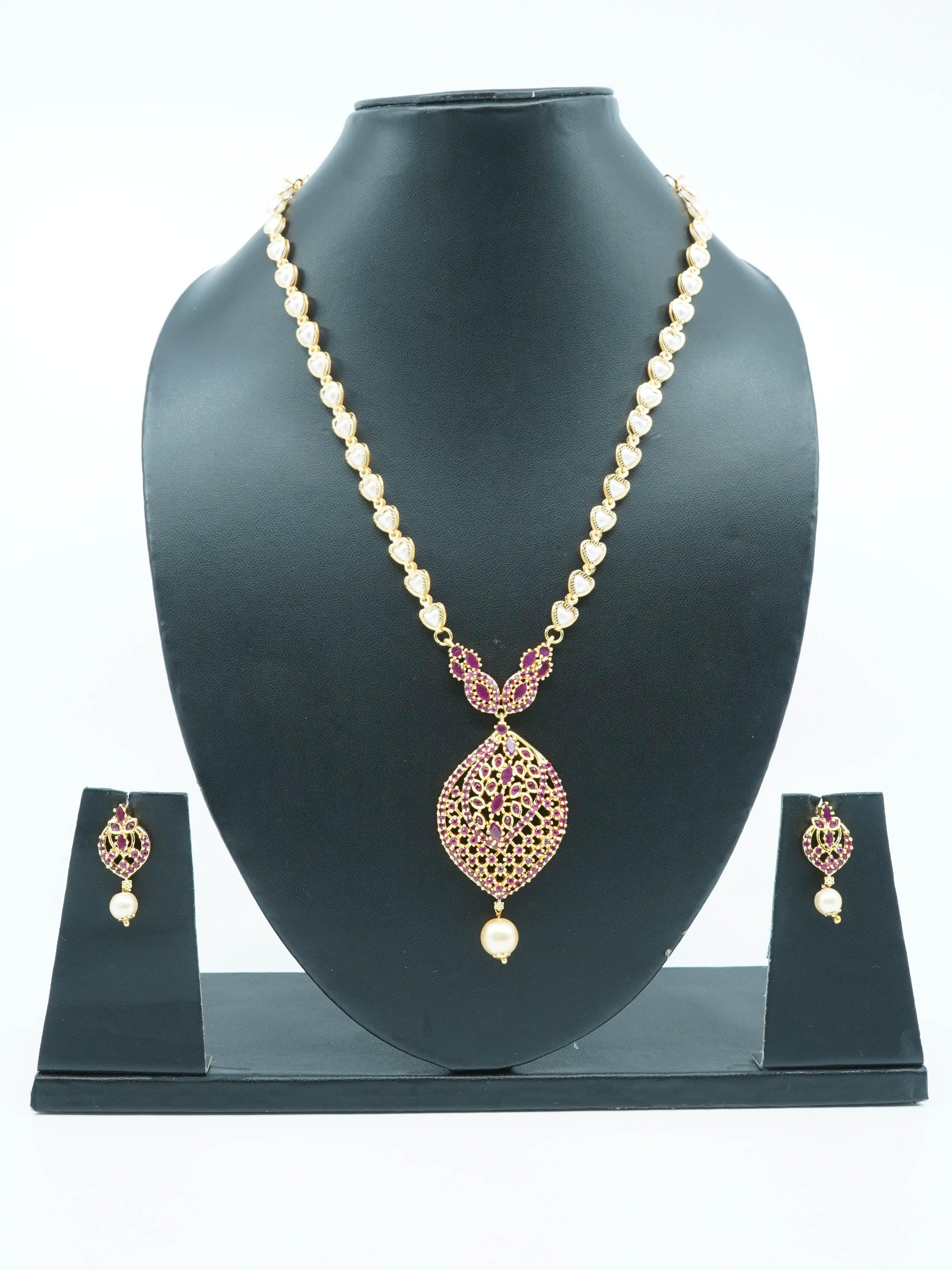 Premium Gold Finish Necklace set with Kemp Stones perfect for giftin - Griiham