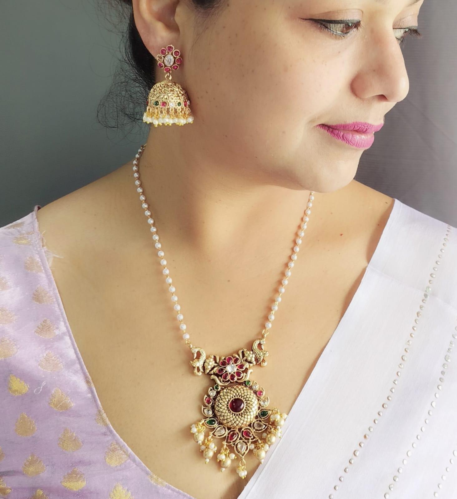 Premium Gold Plated Pendant Set with pearl mala - Griiham