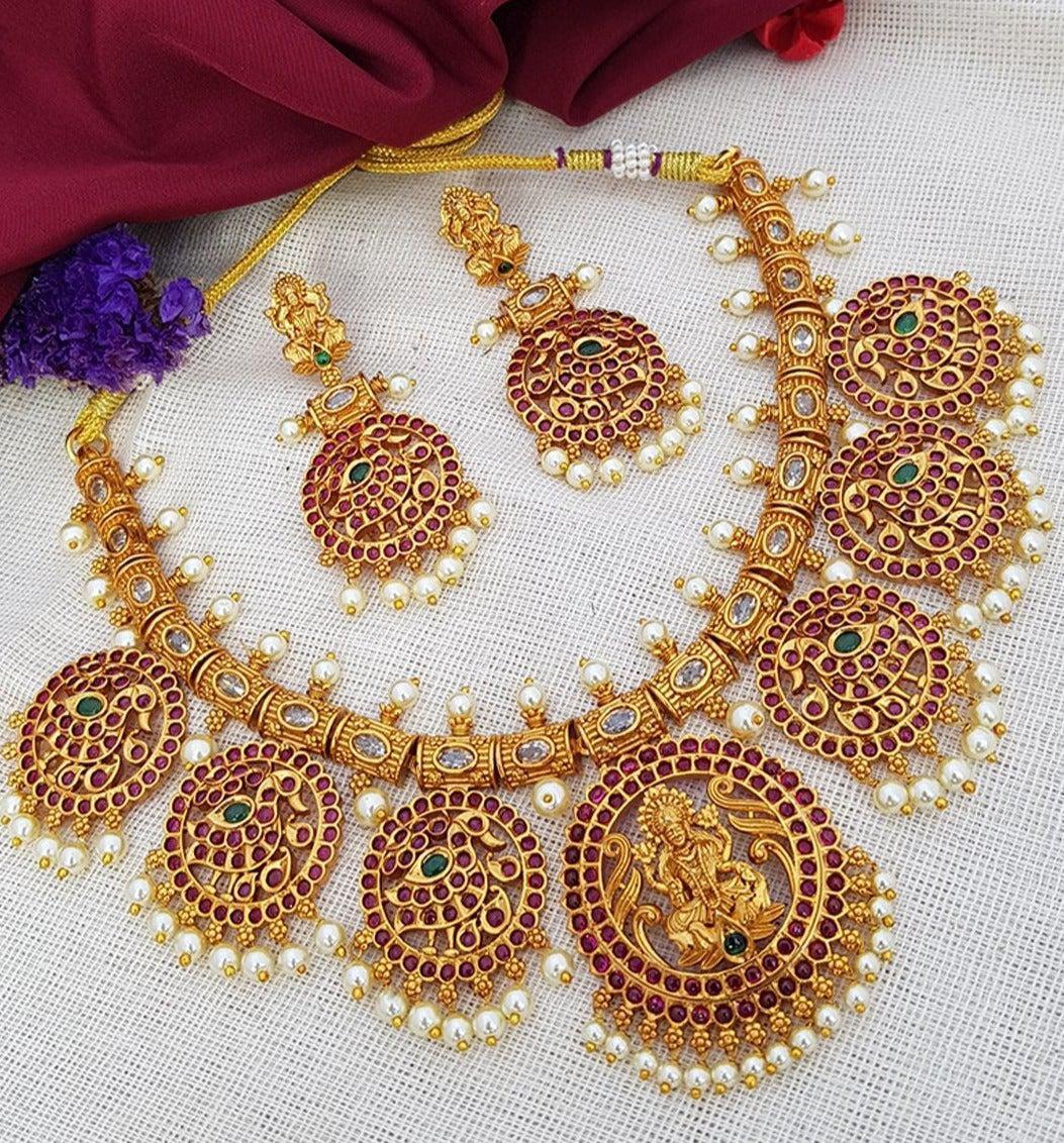 Premium Quality Short necklace set with Laxmi Stone