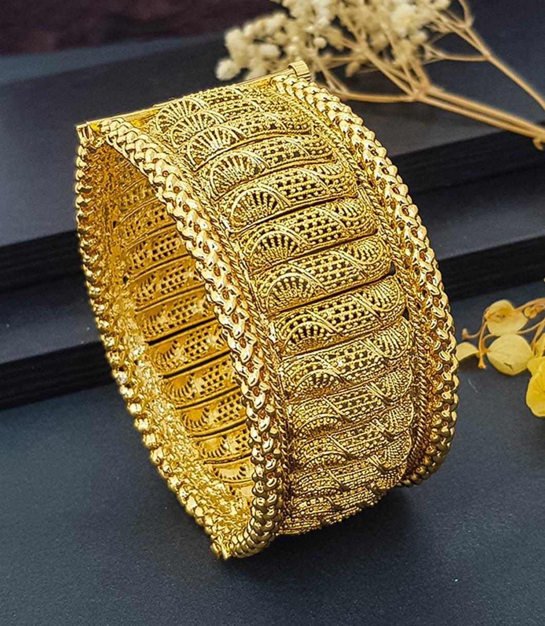 Rajwadi Gold Plated single designer Bangle/Kada with kempu 12147B - Griiham