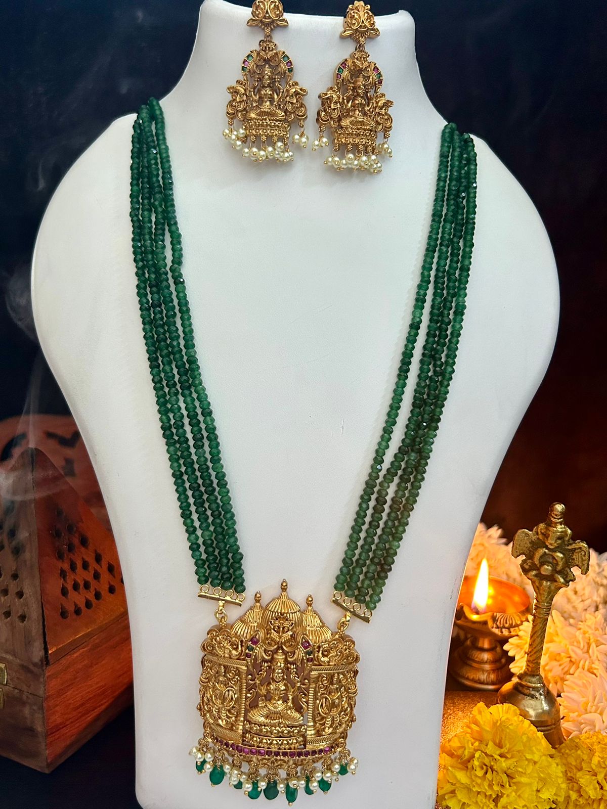 Premium Timeless Collection Temple Pendant with 4 Line Crystal onyx batti mala Necklace Set