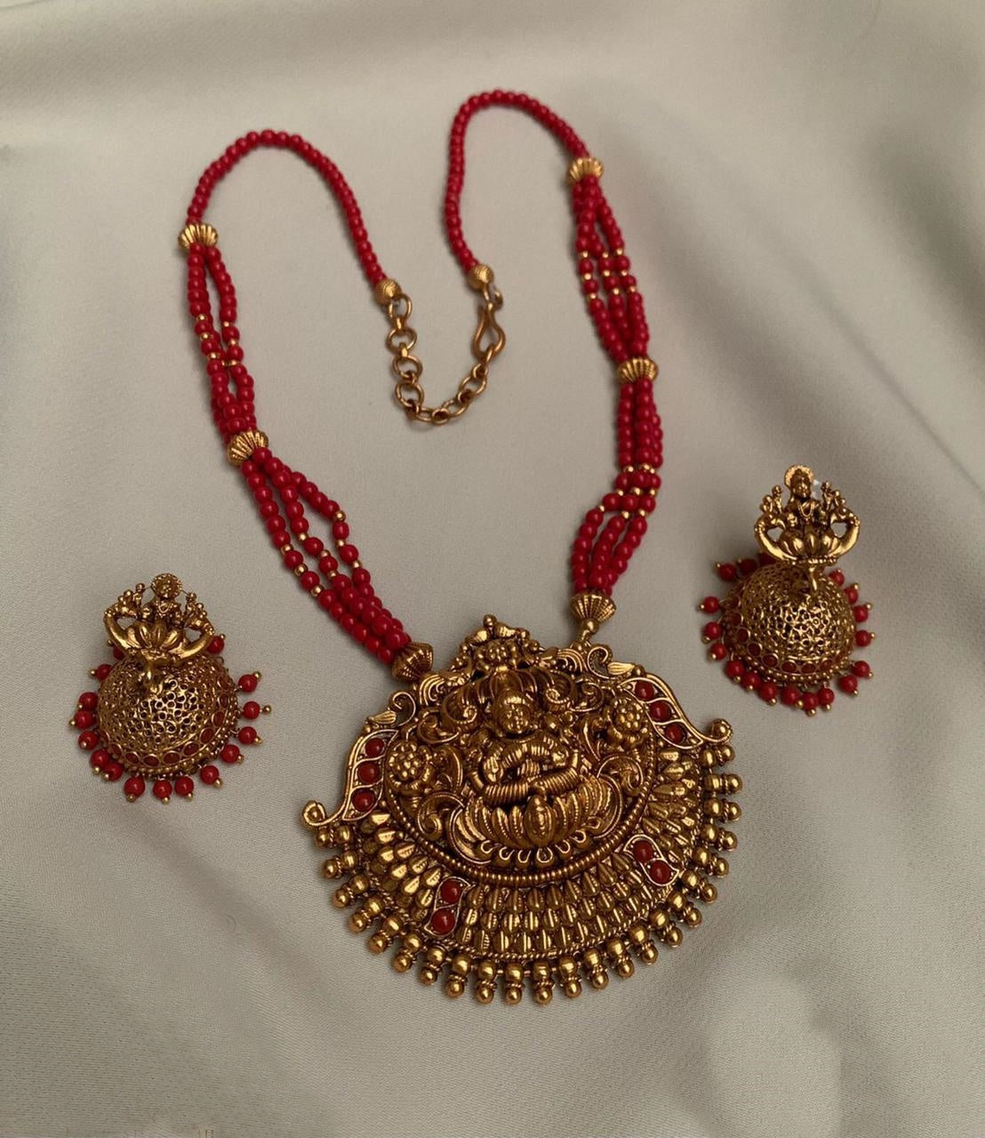 Gold Plated Necklace Set in coral