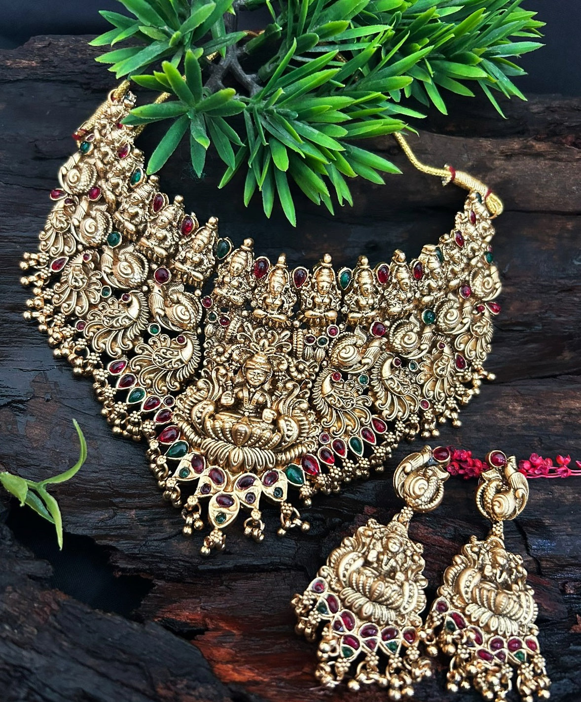 Premium finish Laxmi  Bridal Choker Necklace Set